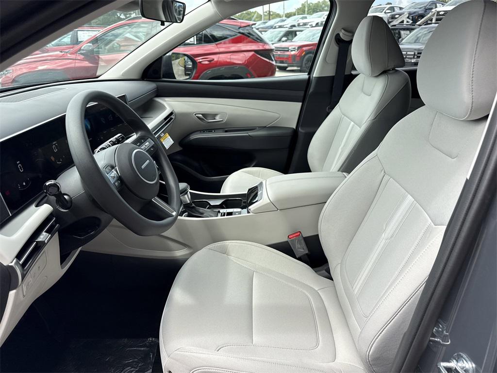 2026 Hyundai Tucson SEL photo 9