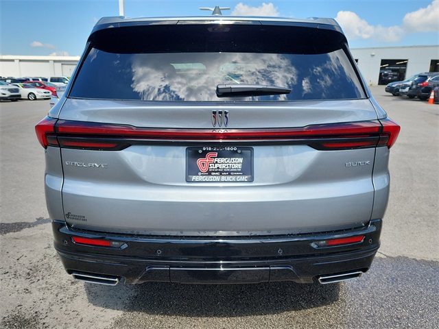 2026 Buick Enclave Sport Touring photo 2