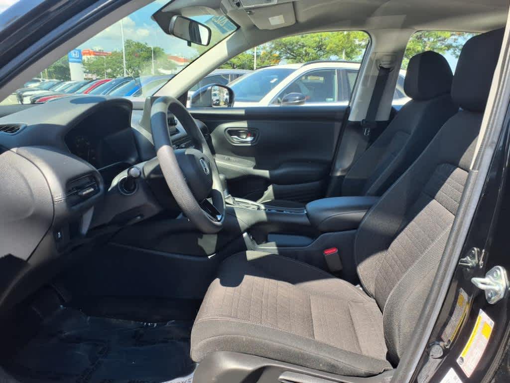 2023 Honda HR-V LX photo 11