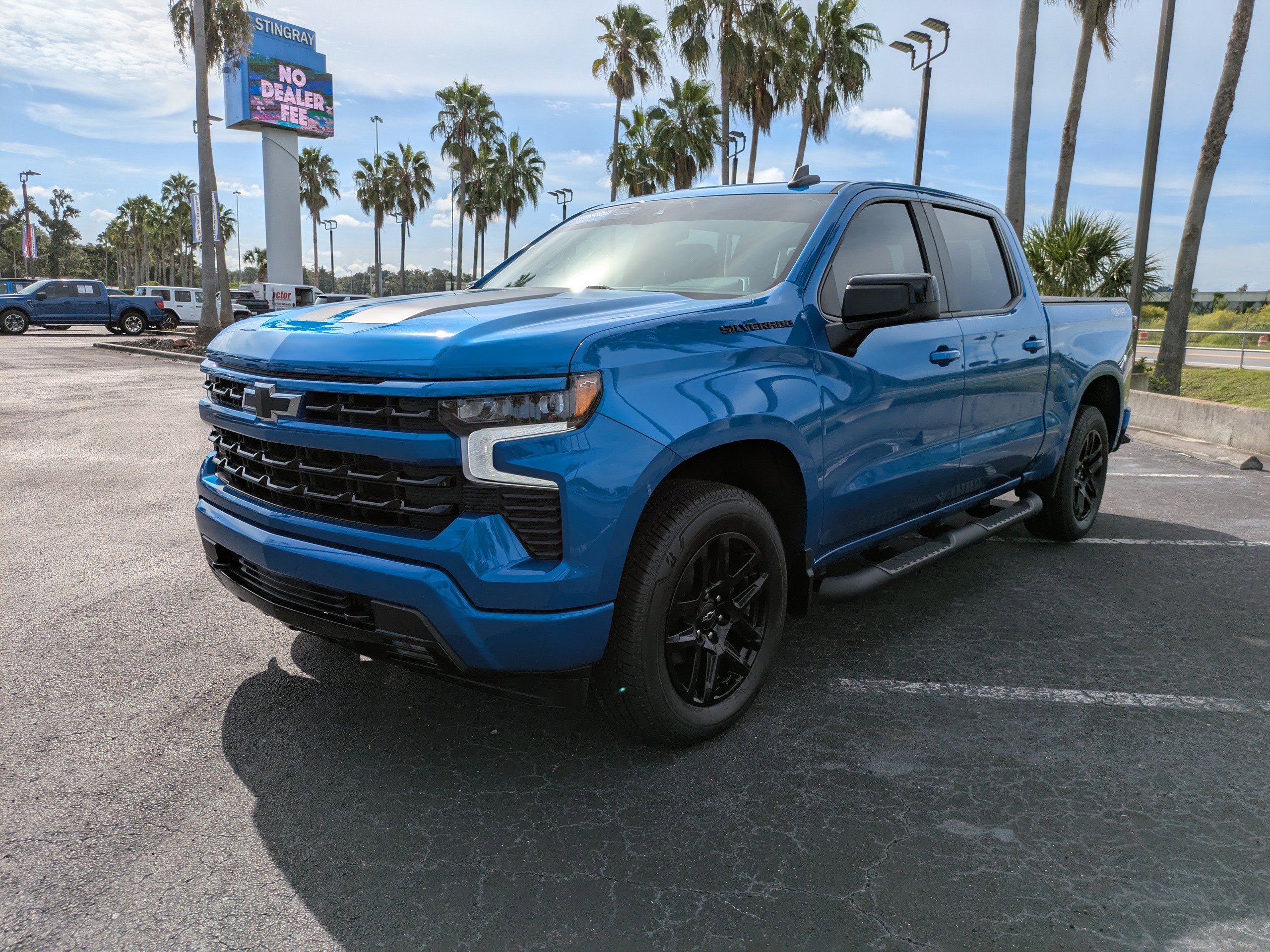 2022 Chevrolet Silverado 1500 RST photo 8