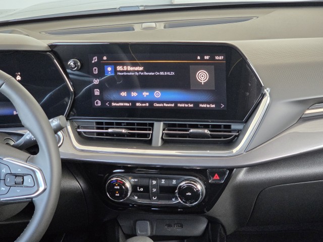 2025 Chevrolet Trax ACTIV photo 27