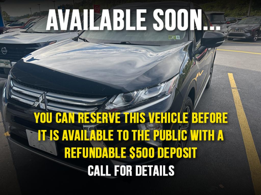 2020 Mitsubishi Eclipse Cross SE's photo