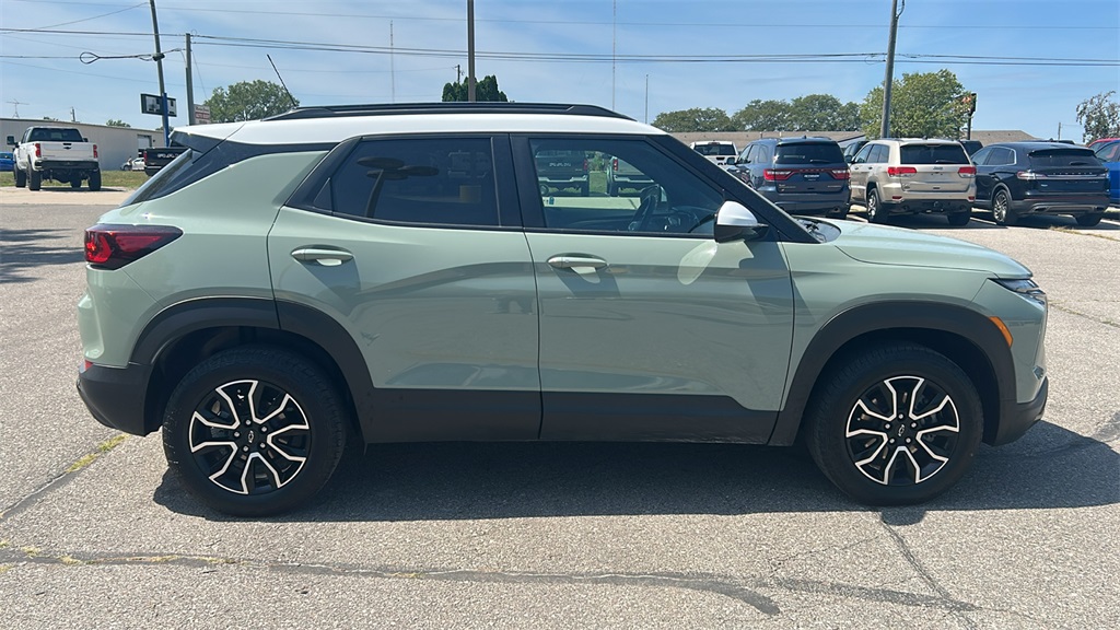 2025 Chevrolet Trailblazer ACTIV photo 2