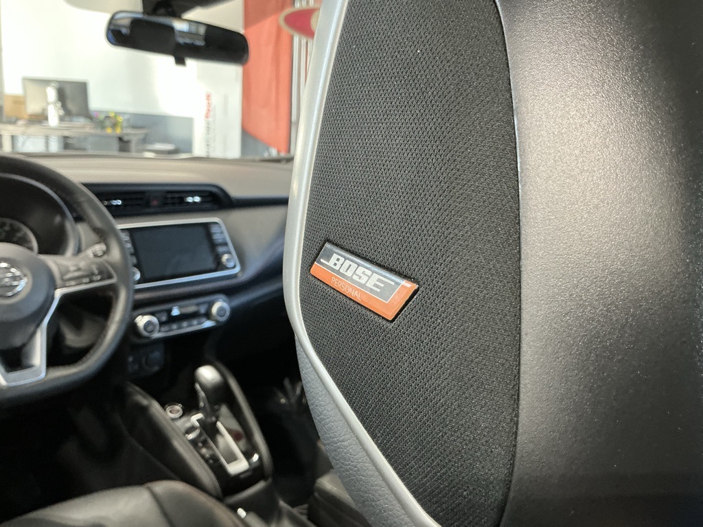 2020 Nissan Kicks SR photo 4