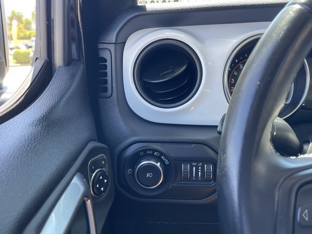 2021 Jeep Wrangler Unlimited Islander photo 29