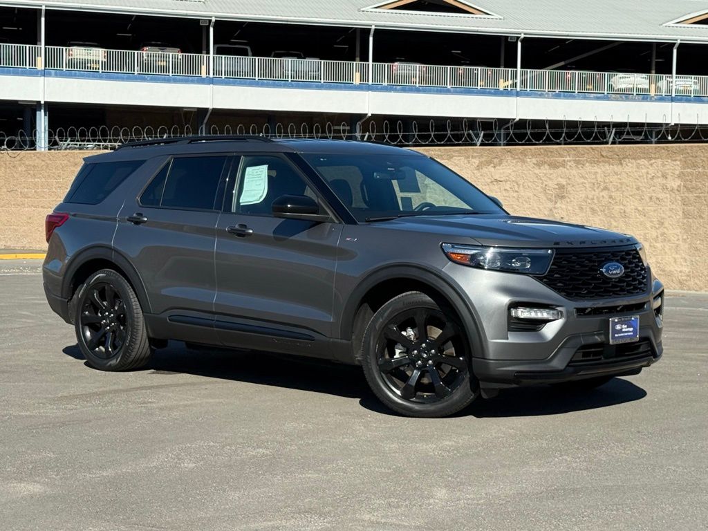 2023 Ford Explorer