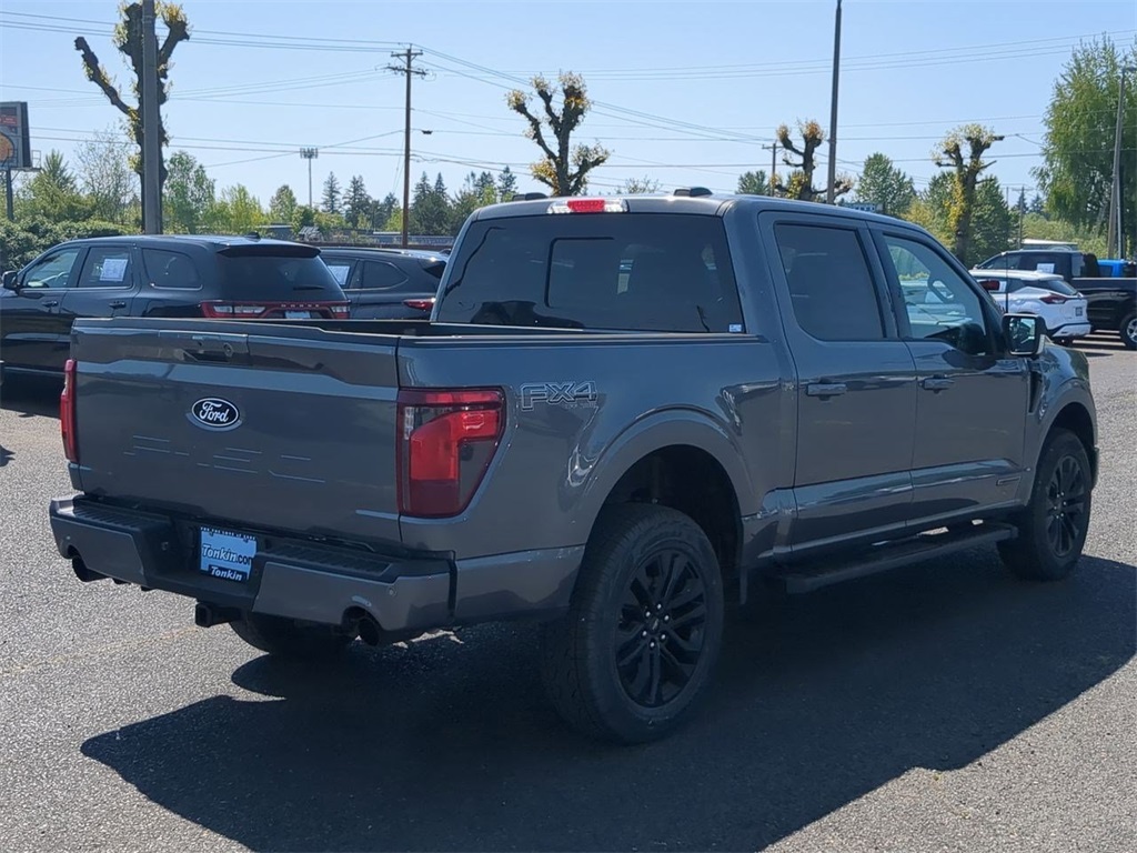 2025 Ford F-150 XLT photo 5