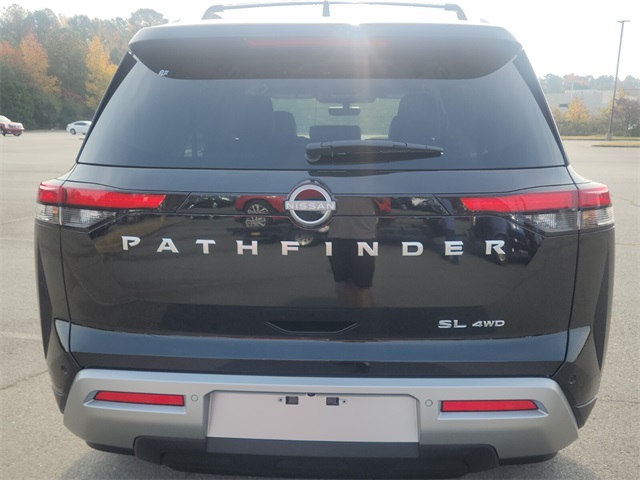 2025 Nissan Pathfinder SL photo 4