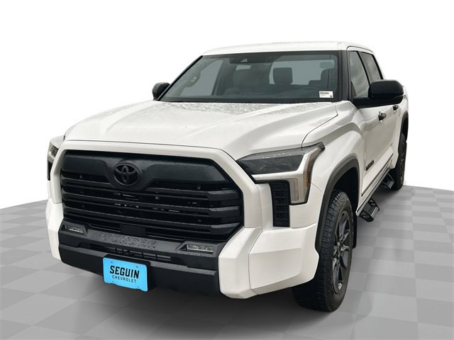 2025 Toyota Tundra SR5's photo