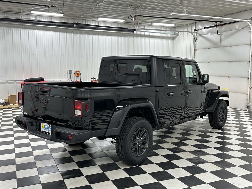 2024 Jeep Gladiator Sport S photo 3
