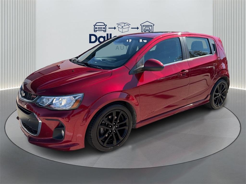 2020 Chevrolet Sonic Premier photo 2