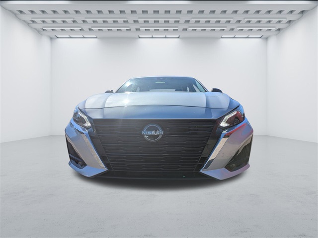 2024 Nissan Altima 2.5 SV photo 2