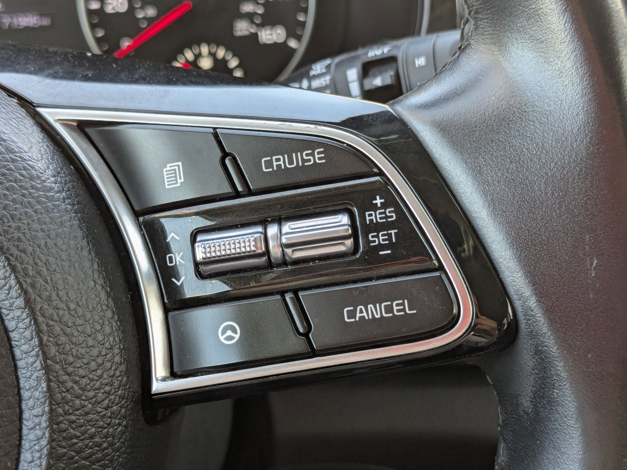 2023 Kia Seltos Nightfall Edition photo 13