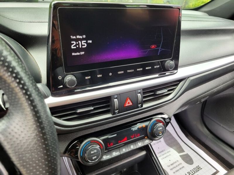 2023 Kia Forte GT-Line photo 15