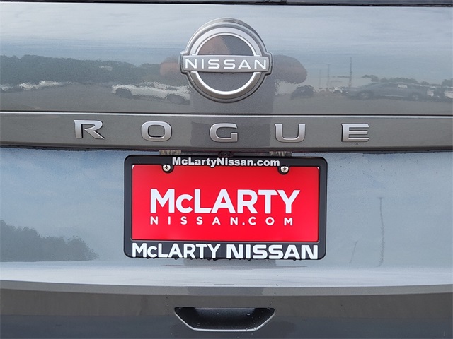 2026 Nissan Rogue S photo 3