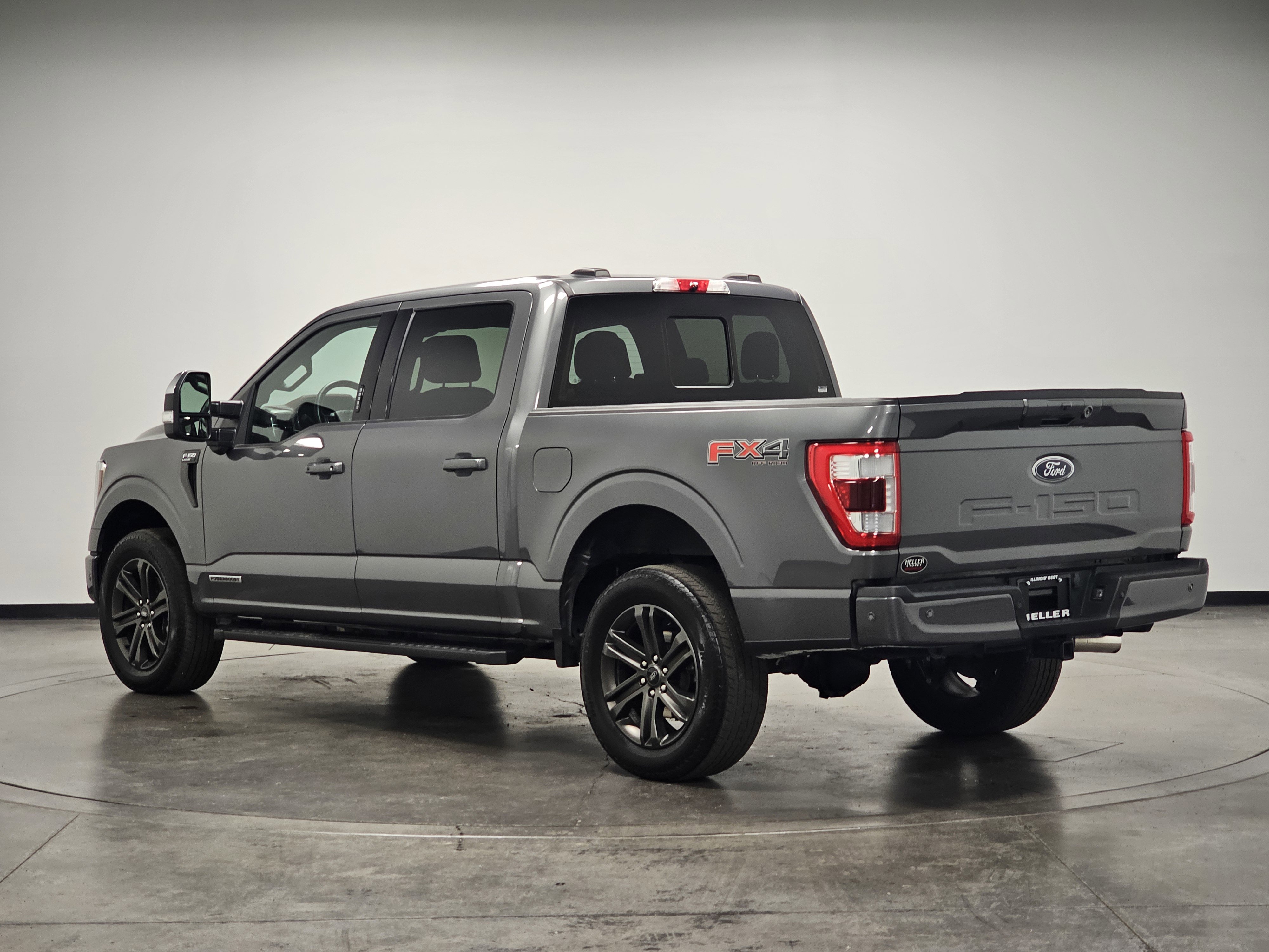 2022 Ford F-150 Lariat photo 2