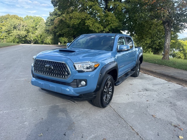 2019 Toyota Tacoma TRD Sport V6 photo 3