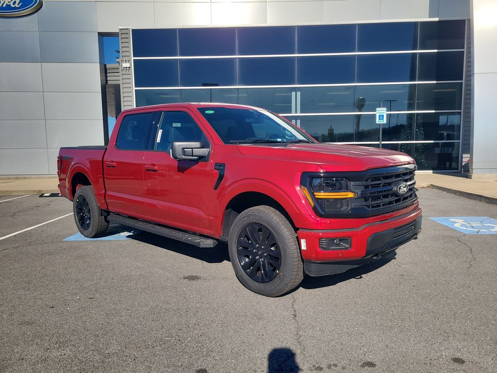 2025 Ford F-150 XLT's photo