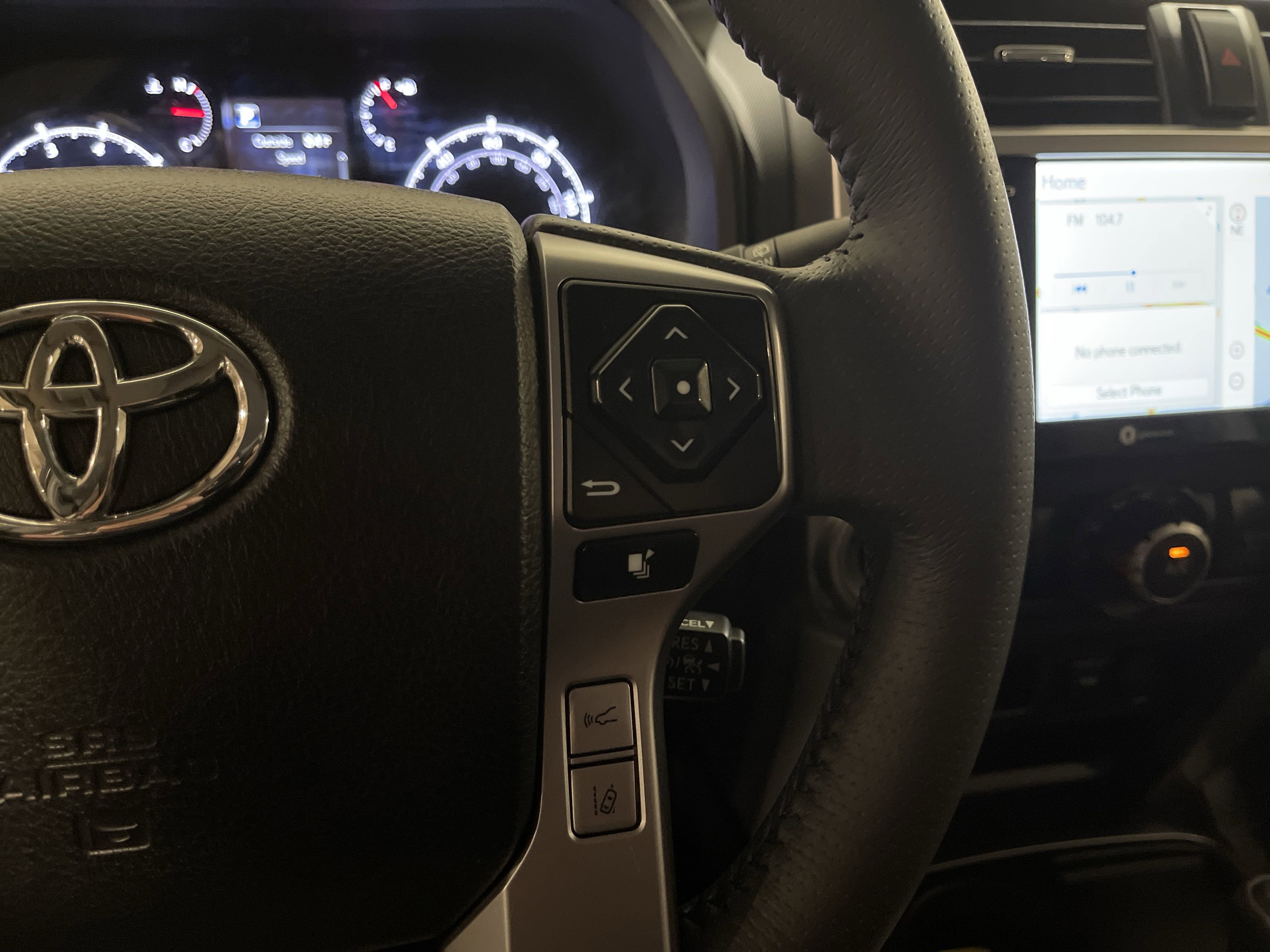 2021 Toyota 4Runner SR5 Premium photo 14