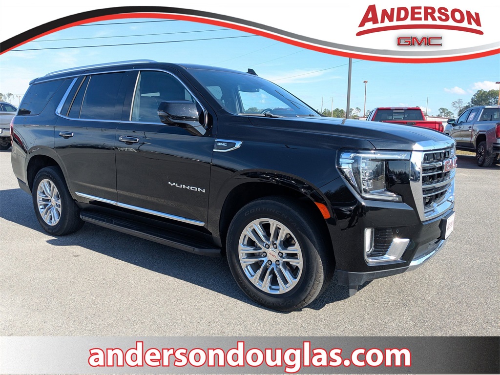 2023 GMC Yukon SLT's photo