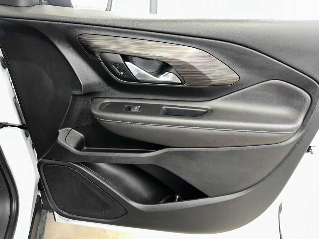 2023 Gmc Terrain SLE photo 12
