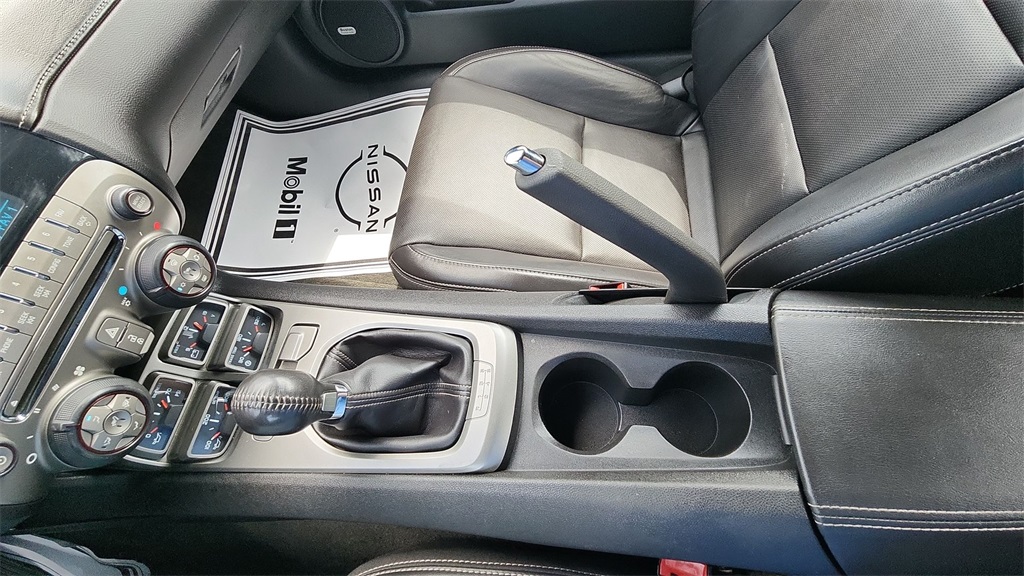 2012 Chevrolet Camaro 2LT photo 18