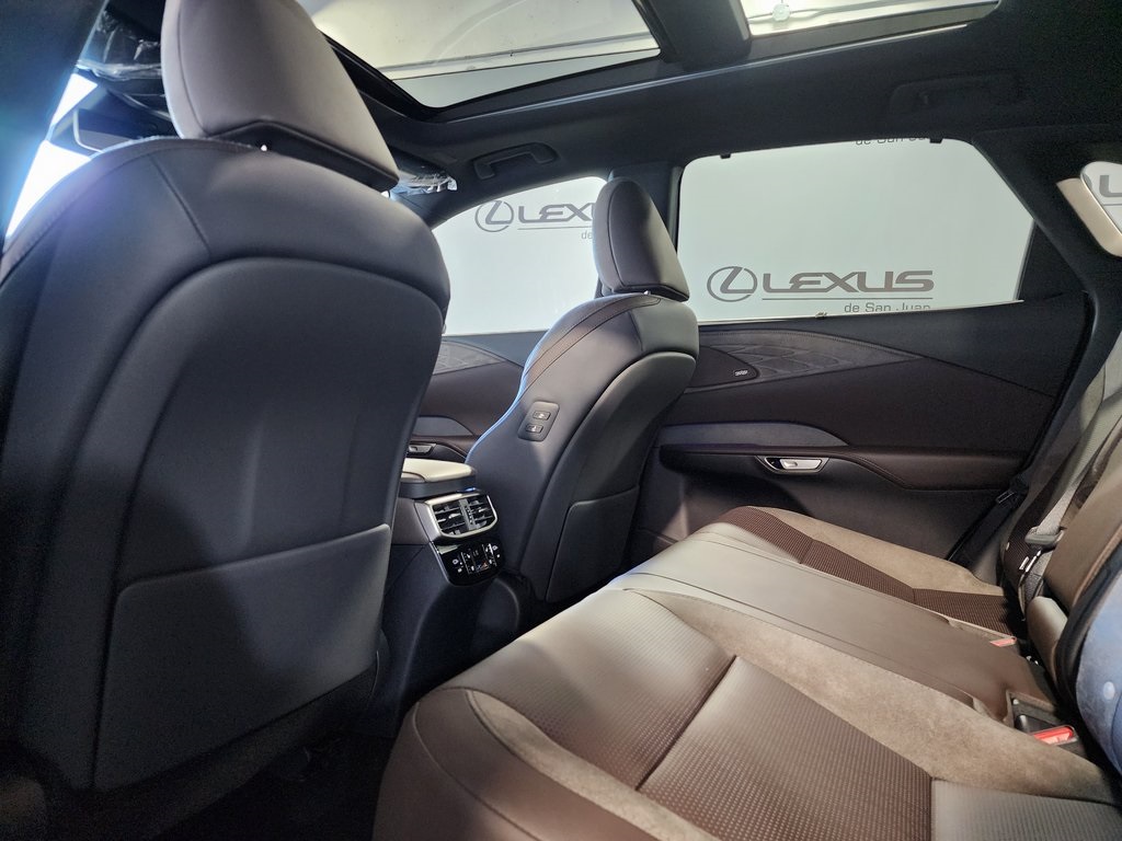 2025 Lexus RX 450h+ Luxury AWD photo 23