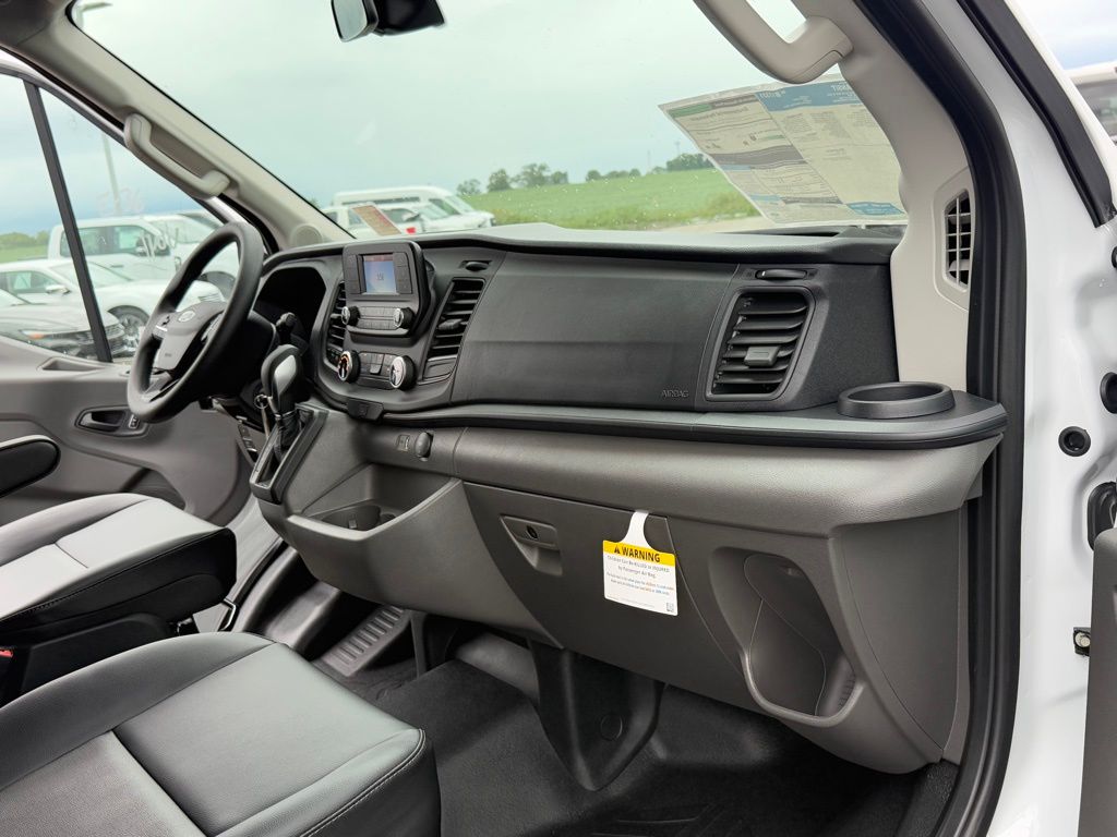 2025 Ford Transit Passenger Van XL photo 4