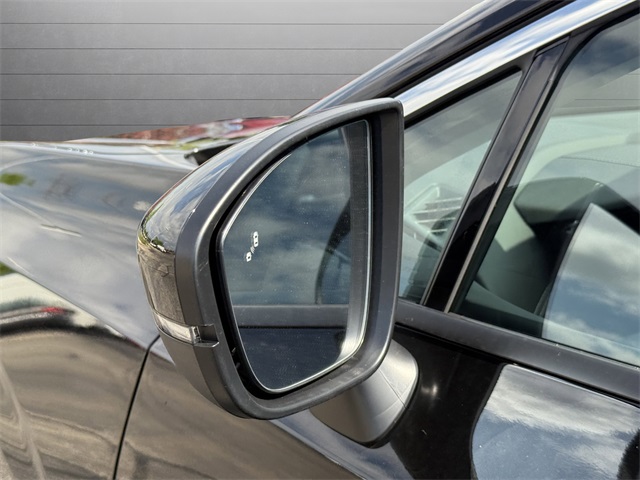 2025 Nissan Murano SL photo 10