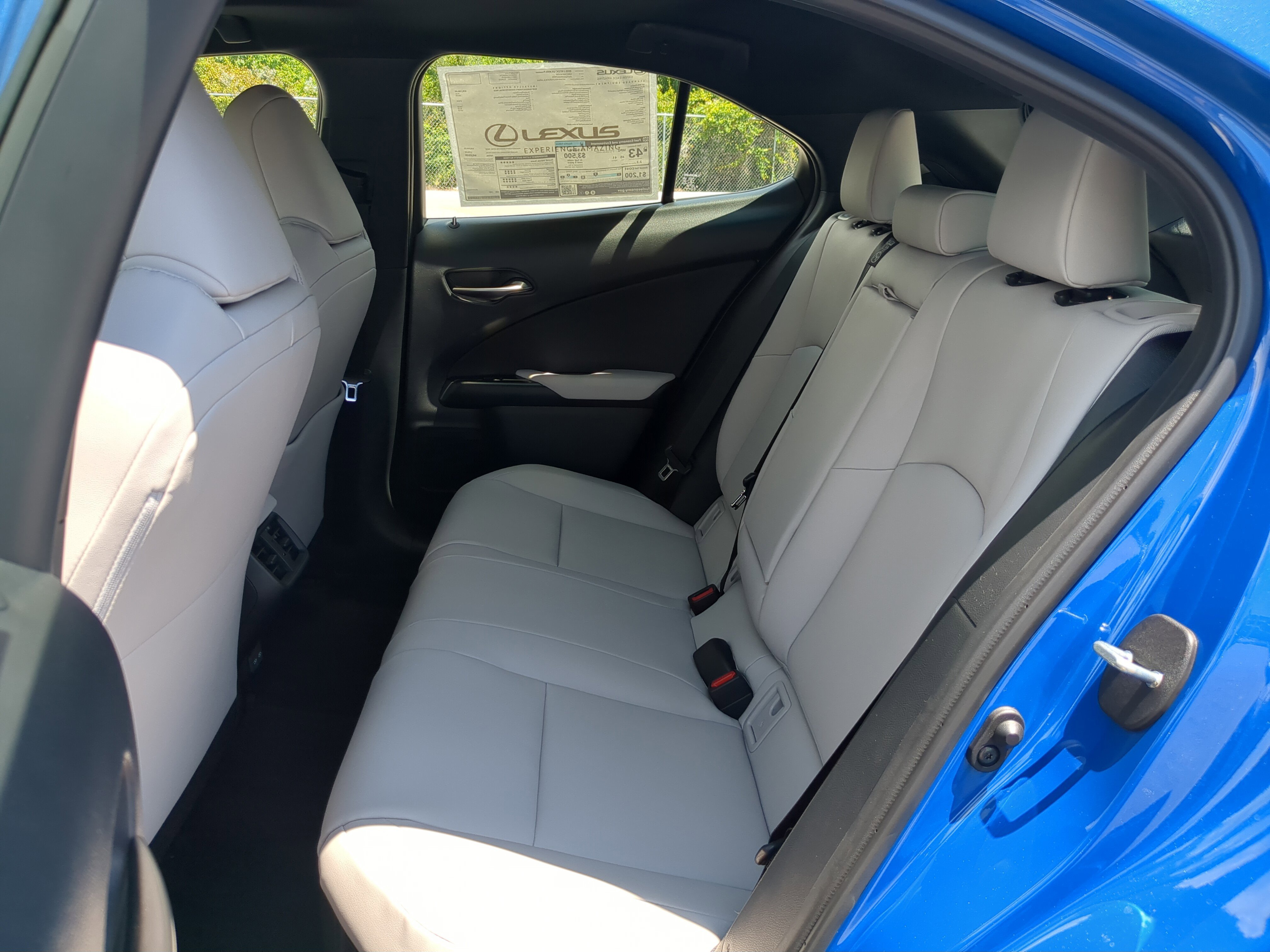 2025 Lexus UX Premium photo 10