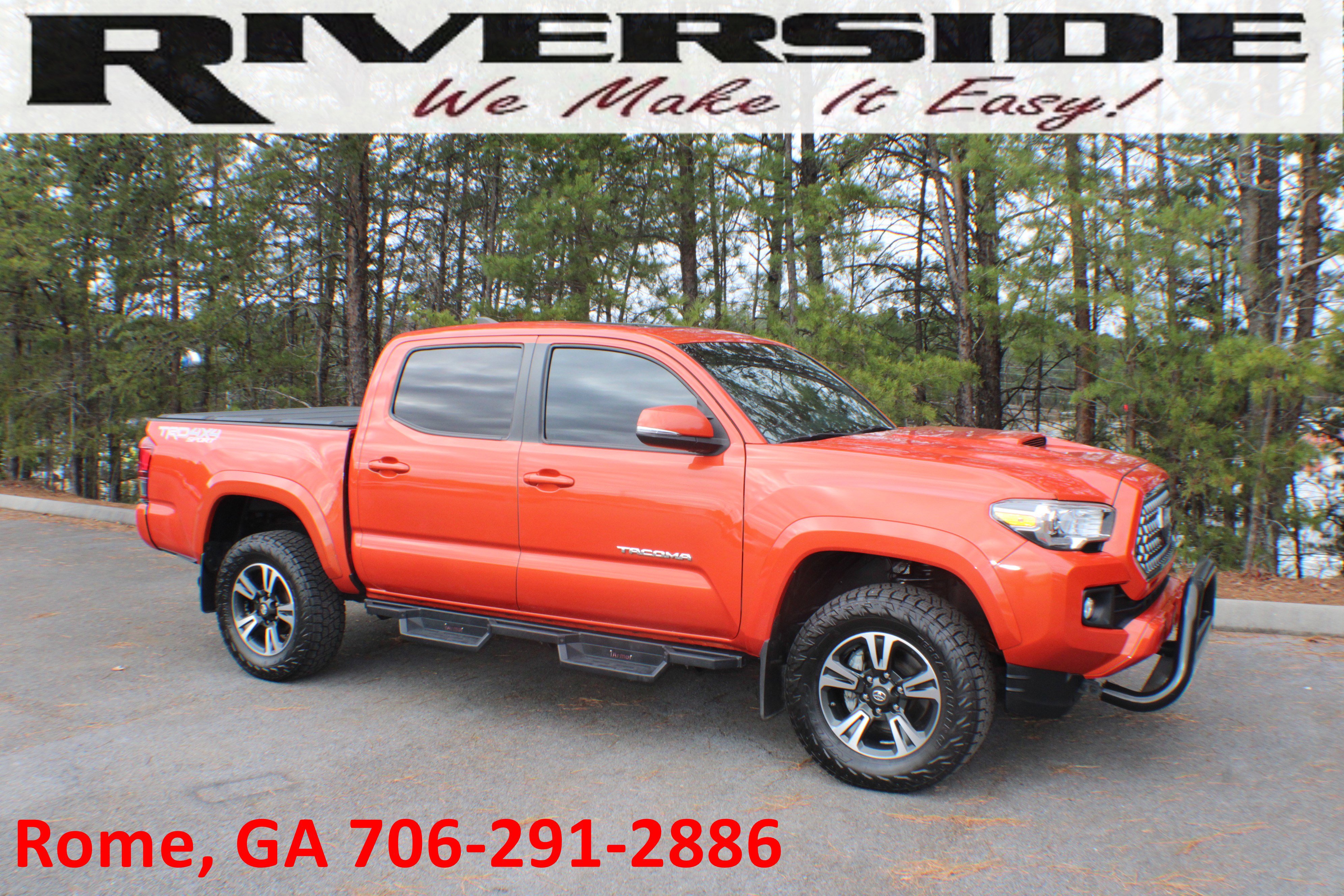 2018 Toyota Tacoma TRD Sport's photo