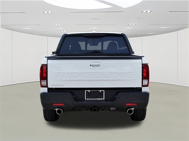 2025 Honda Ridgeline Black Edition photo 3