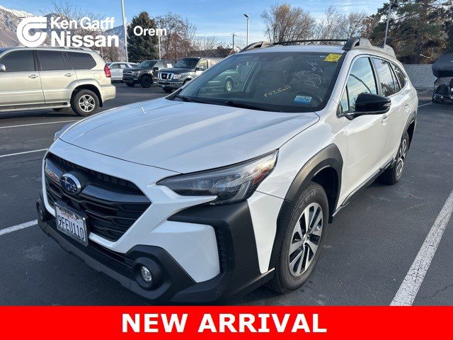 2023 Subaru Outback Premium's photo