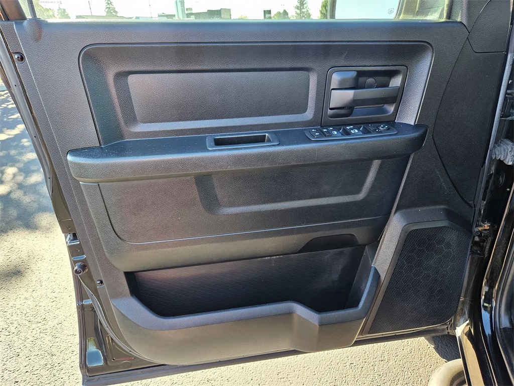 2013 Ram 1500 Tradesman Express photo 10