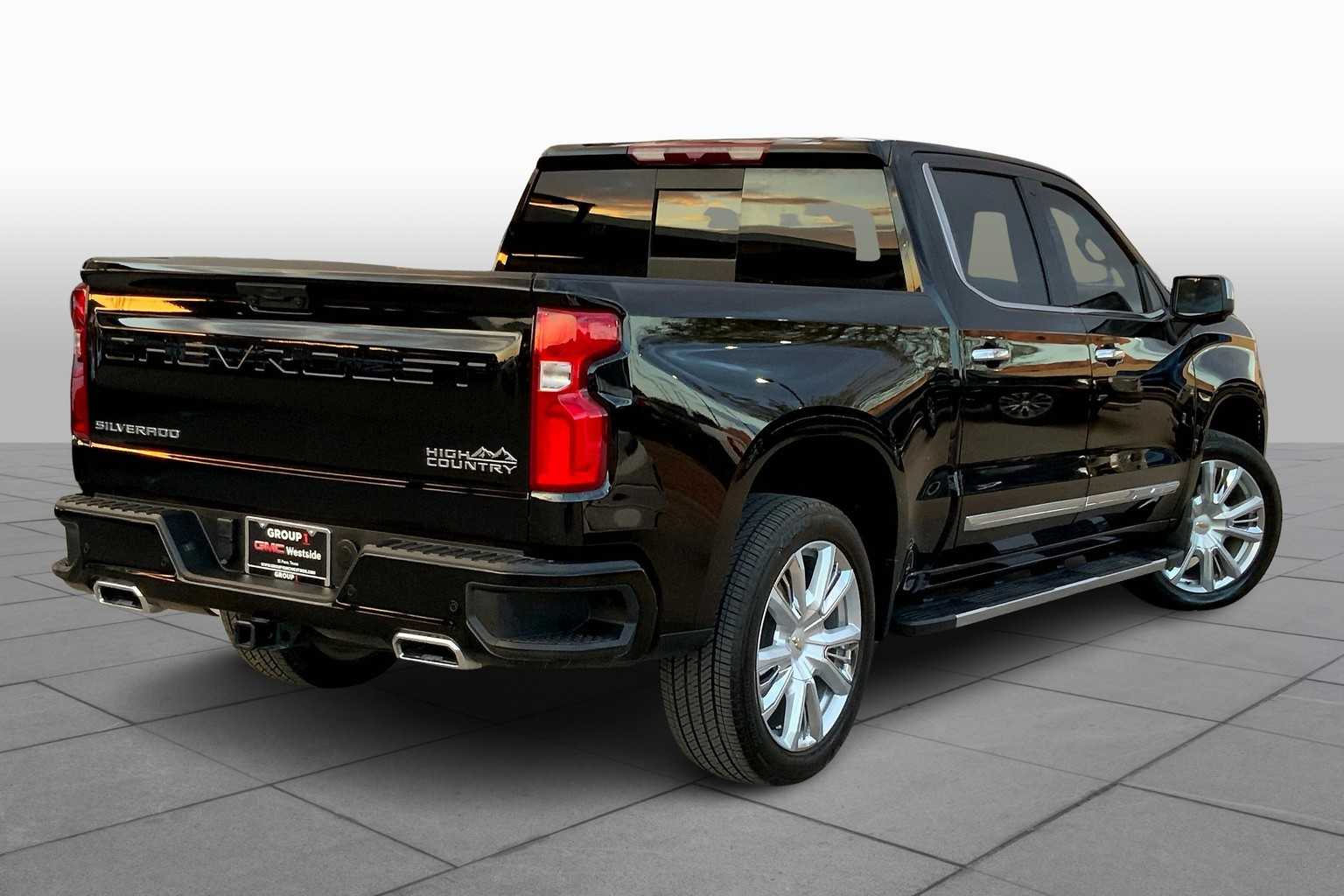 2024 Chevrolet Silverado 1500 High Country photo 21