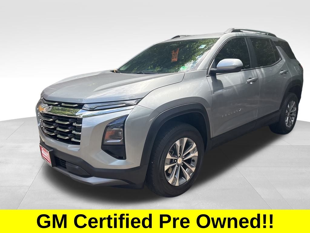 2025 Chevrolet Equinox LT photo 2