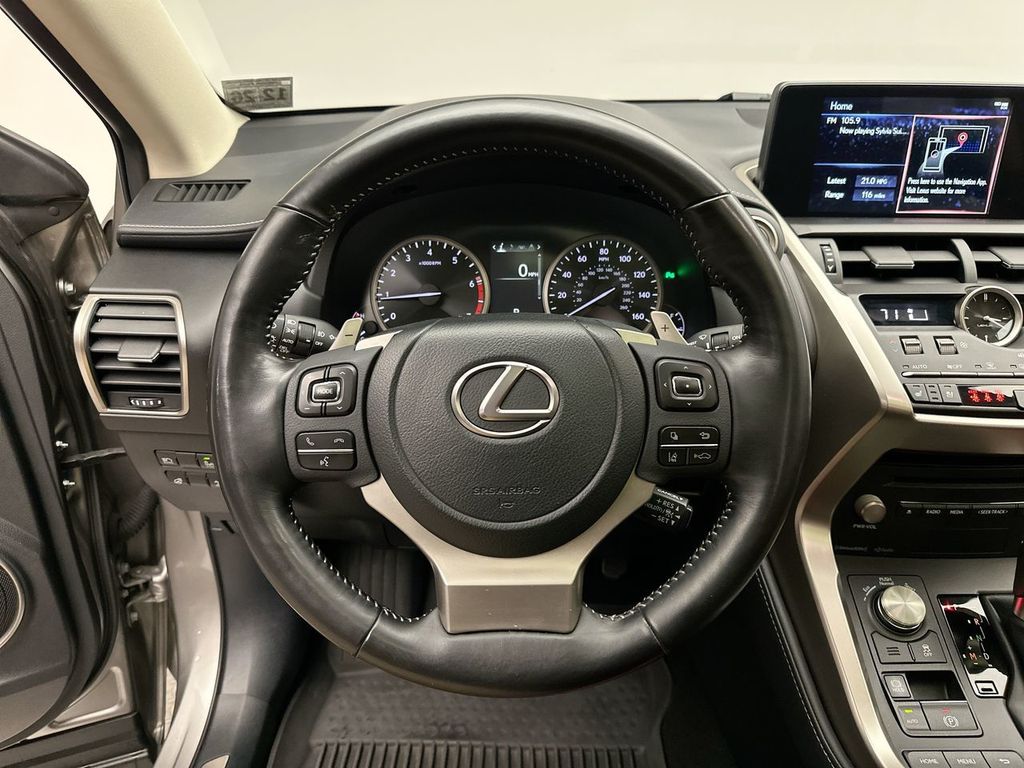 2021 Lexus NX 300 photo 17