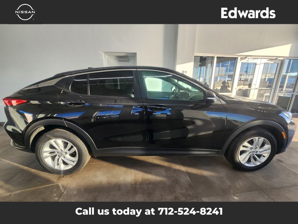 2025 Buick Envista Preferred's photo