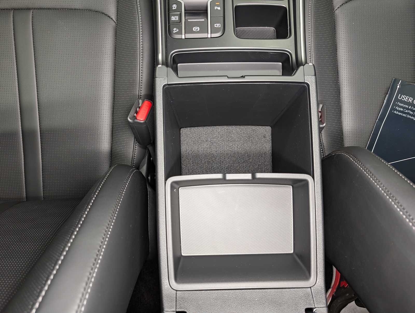 2026 Kia Sorento S photo 16