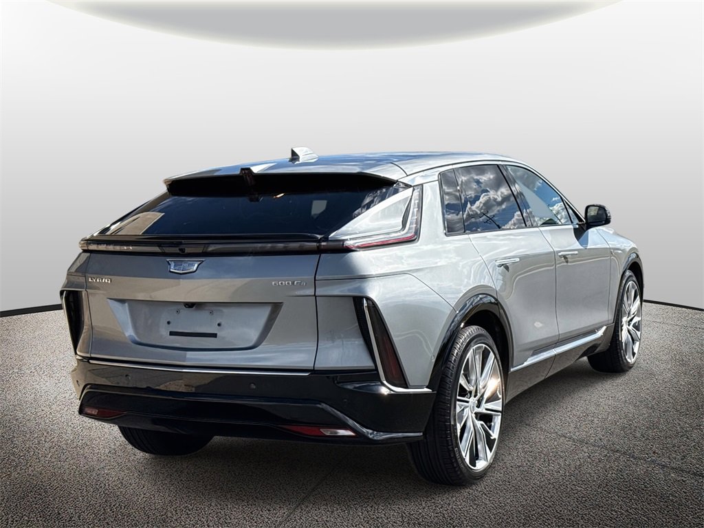 Certified 2024 Cadillac LYRIQ Luxury 3 with VIN 1GYKPSRL1RZ138372 for sale in Chantilly, VA