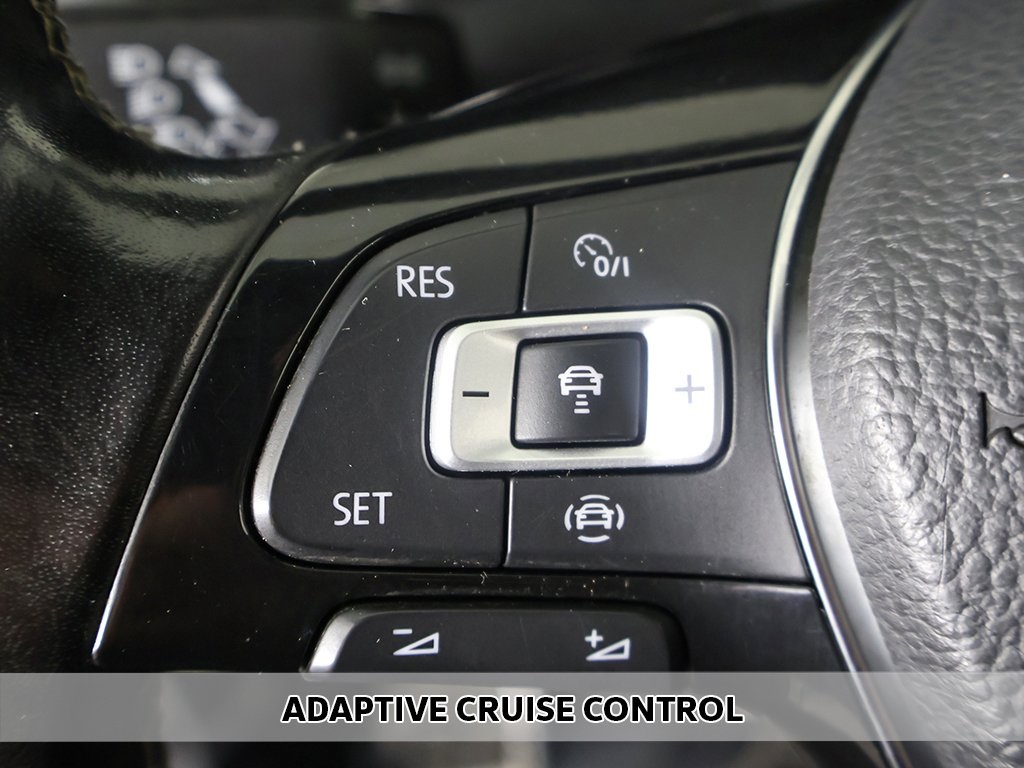 2021 Volkswagen Tiguan SE R-Line Black photo 4