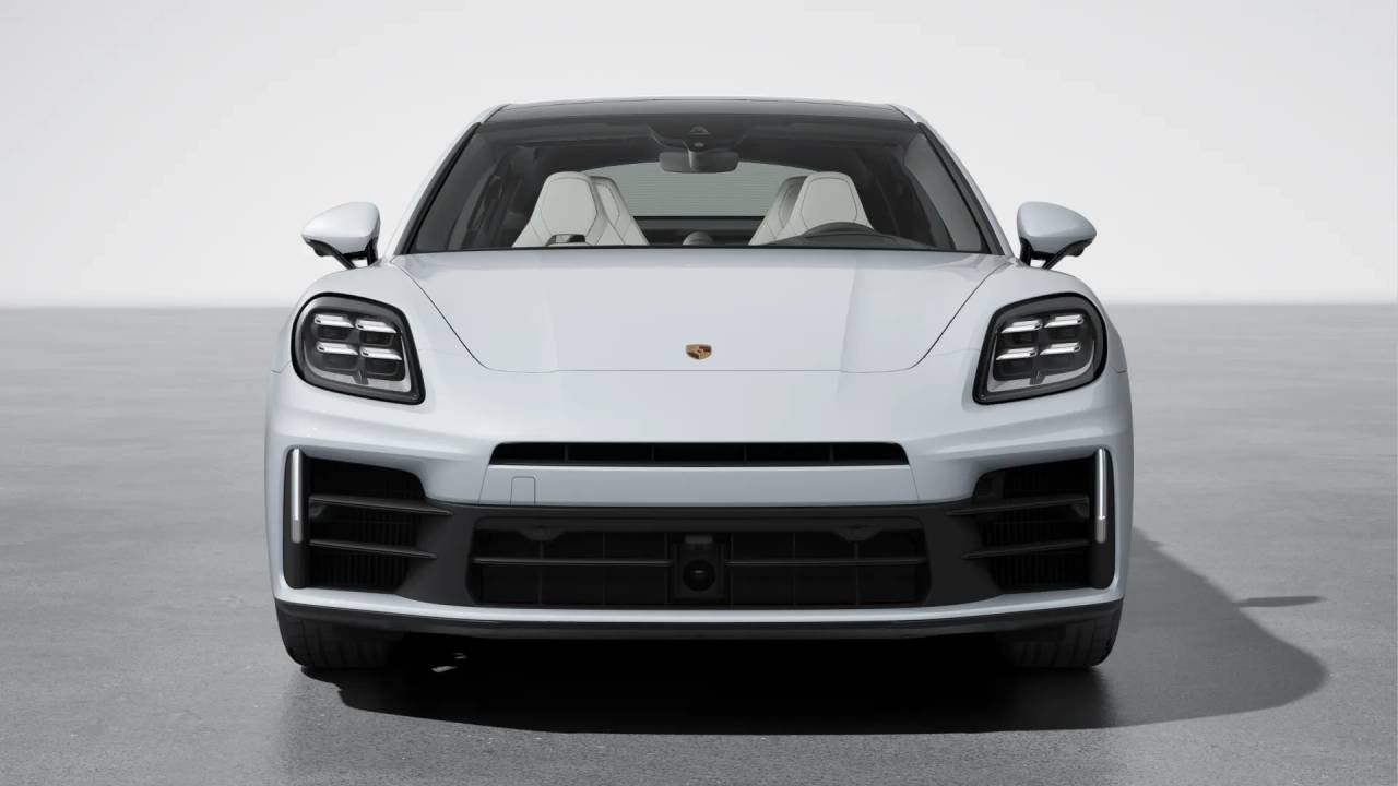 2026 Porsche Panamera 4 E-Hybrid photo 8