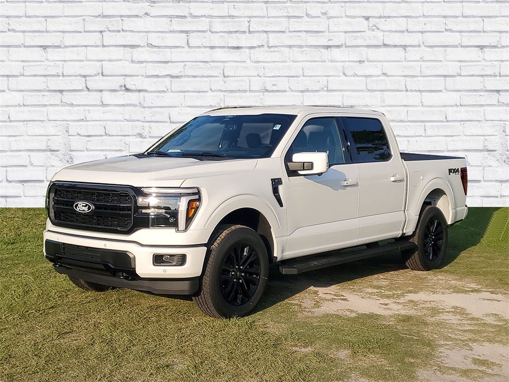 2025 Ford F-150 Lariat photo 4