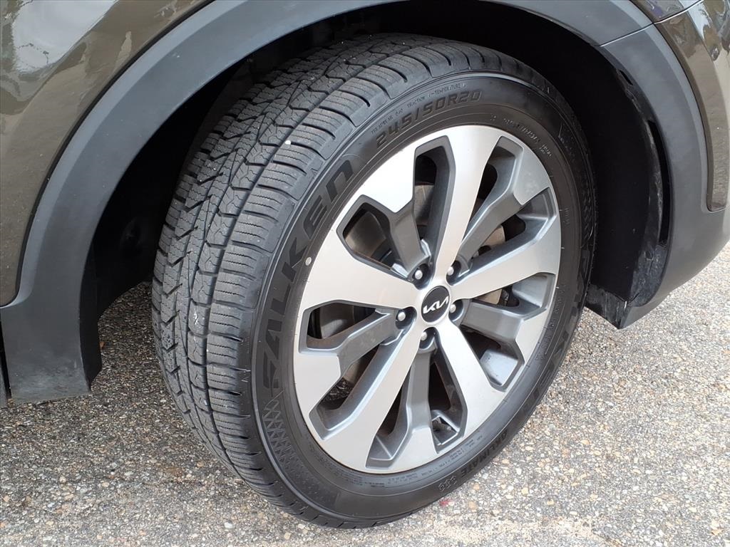 2022 Kia Telluride EX photo 3