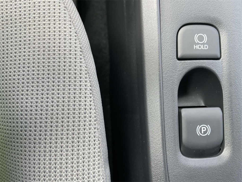 2025 Toyota Corolla LE photo 29