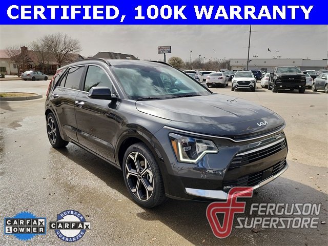 2025 Kia Niro SX Touring's photo