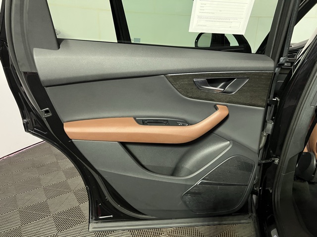 2022 Audi Q7 55 Premium Plus photo 26