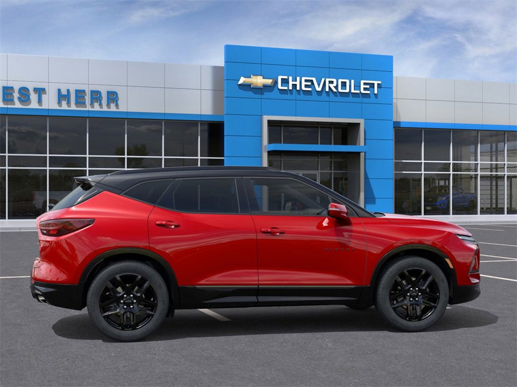 2025 Chevrolet Blazer RS photo 4