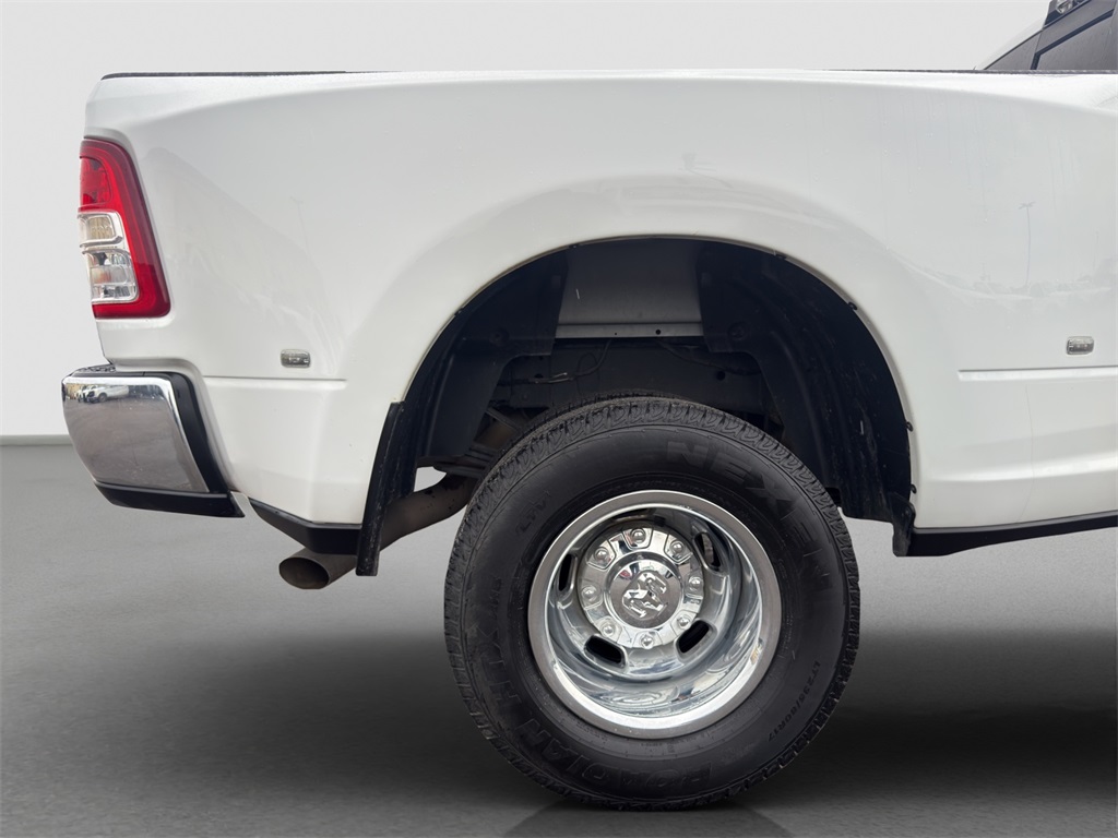 2024 Ram 3500 Tradesman photo 24