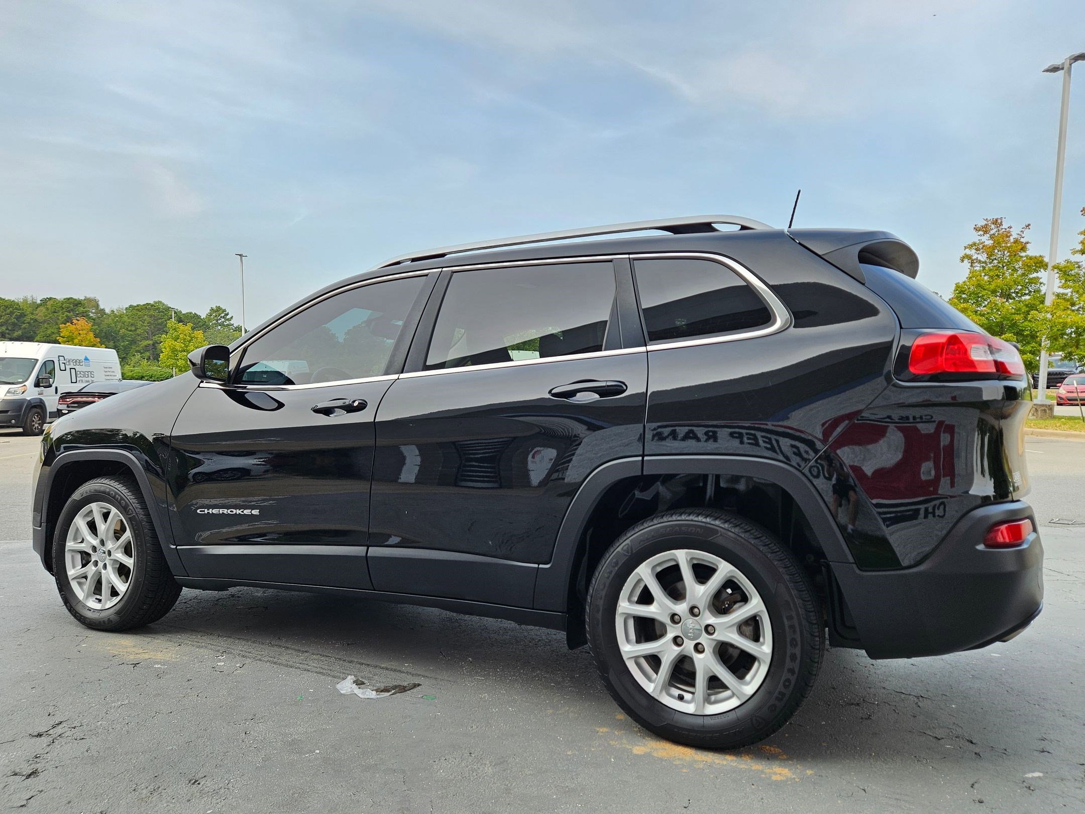 2018 Jeep Cherokee Latitude photo 3